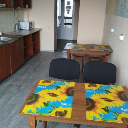 Hostel Na Kurmanovycha Lwów Zewnętrze zdjęcie