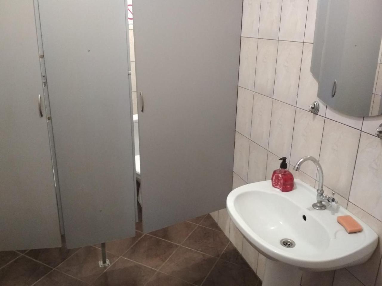 Hostel Na Kurmanovycha Lwów Zewnętrze zdjęcie